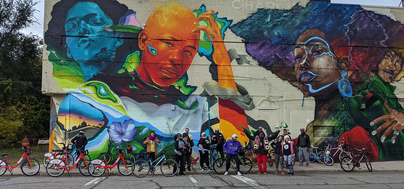 Detroit bike club members during the Detroit Bike Summit celebratory ride (Photo: Todd Scott, Detroit Greenways Coalition)